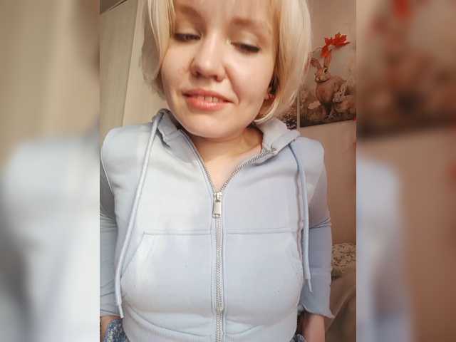Tikoffka live cam on BongaCams