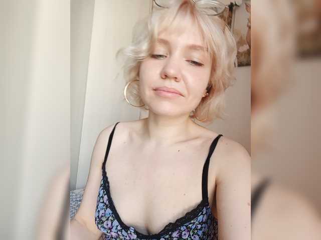 LadyAnny live webcam show