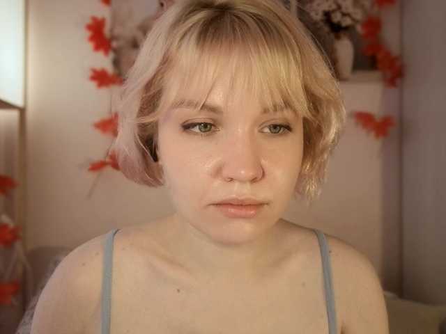 LadyAnny — live female cam