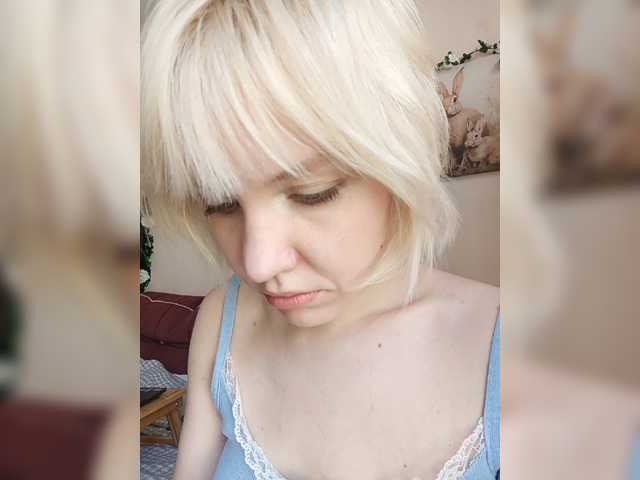 Tikoffka live cam on BongaCams