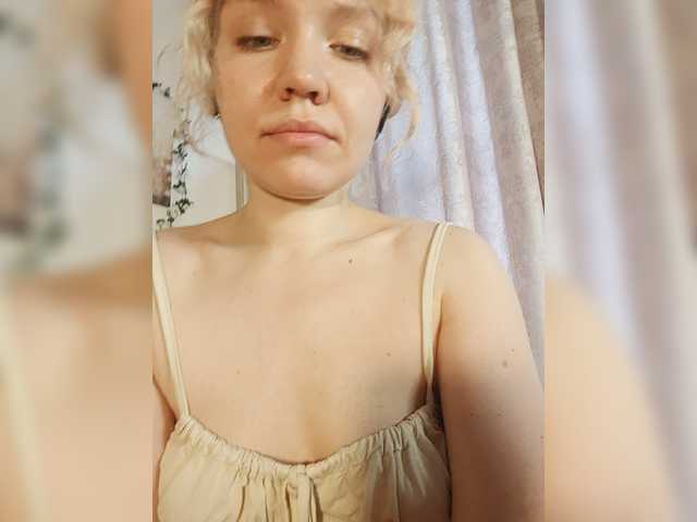 Tikoffka live cam on BongaCams