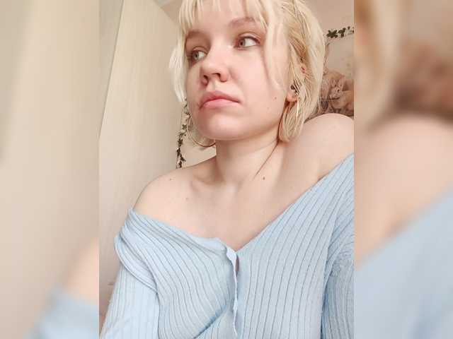 Tikoffka live cam on BongaCams