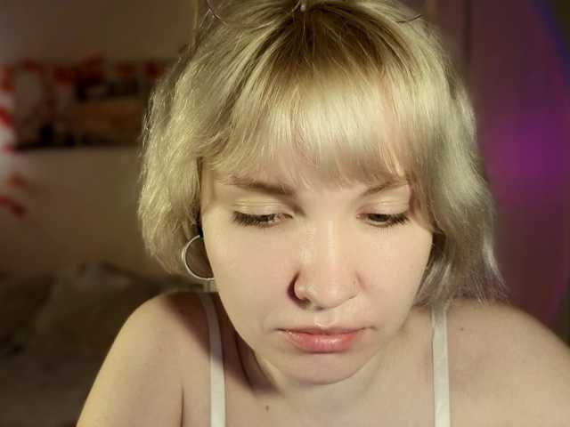Tikoffka live cam on BongaCams