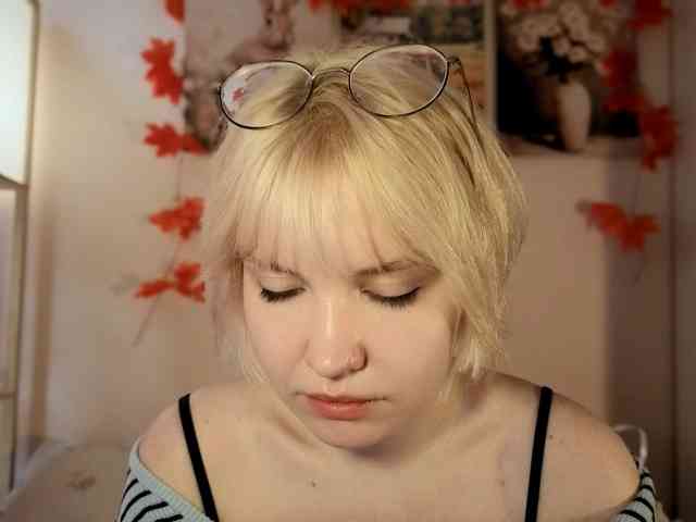 LadyAnny webcam