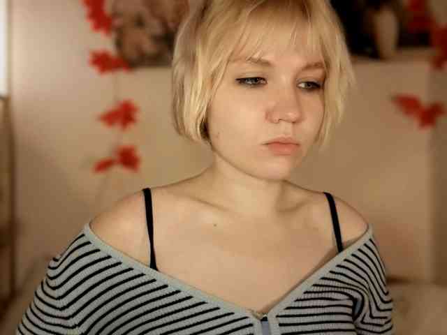LadyAnny webcam
