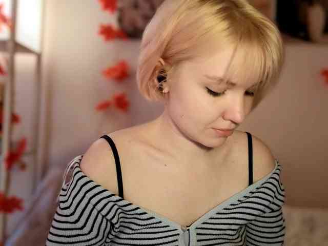 LadyAnny webcam