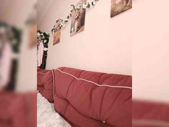 LadyAnny webcam