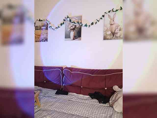 LadyAnny webcam