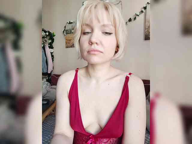 LadyAnny webcam
