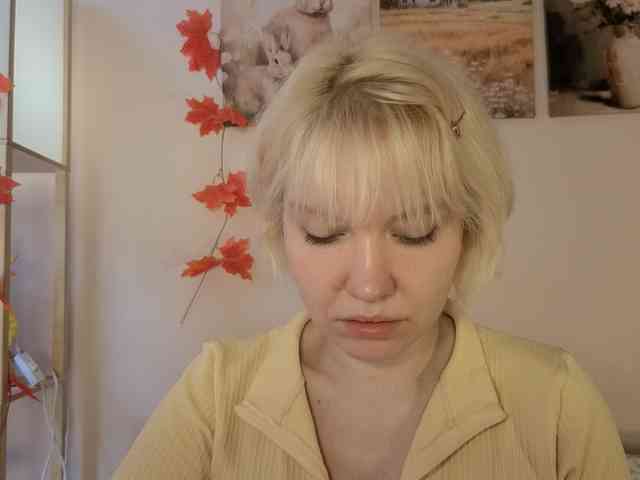 LadyAnny webcam
