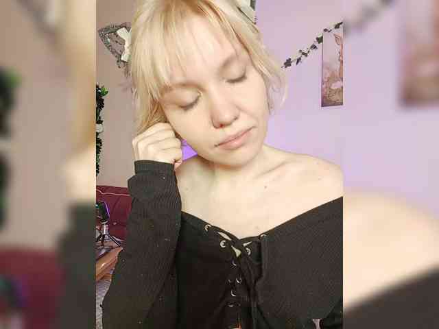LadyAnny webcam
