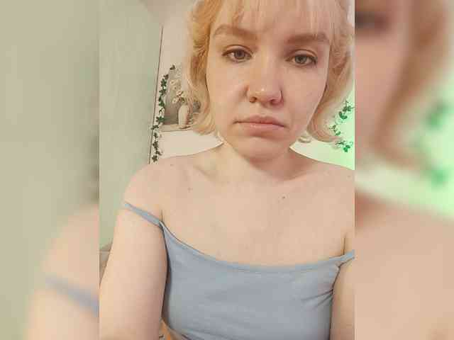 LadyAnny webcam