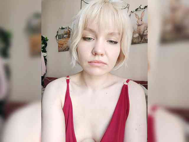 LadyAnny webcam