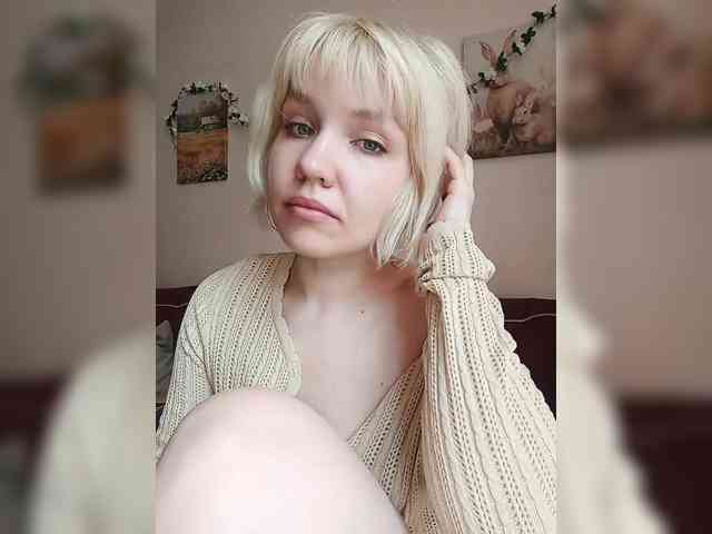 LadyAnny webcam