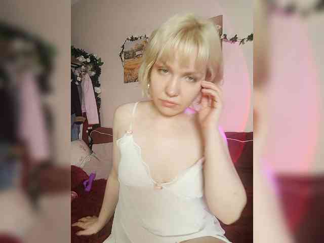 LadyAnny webcam