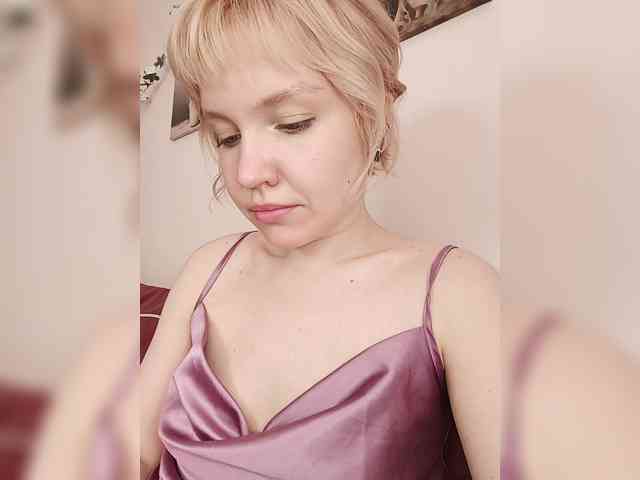 LadyAnny webcam
