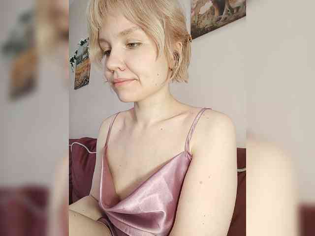 LadyAnny webcam