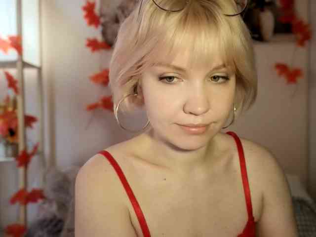 LadyAnny webcam