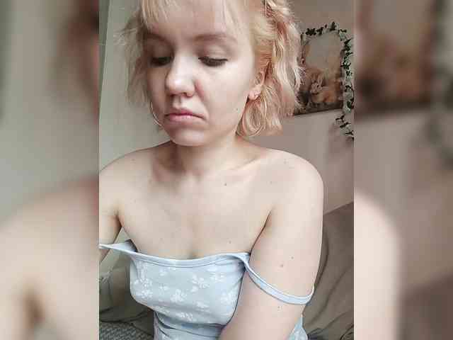 LadyAnny webcam