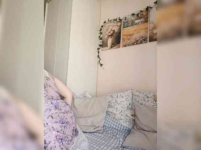 LadyAnny webcam