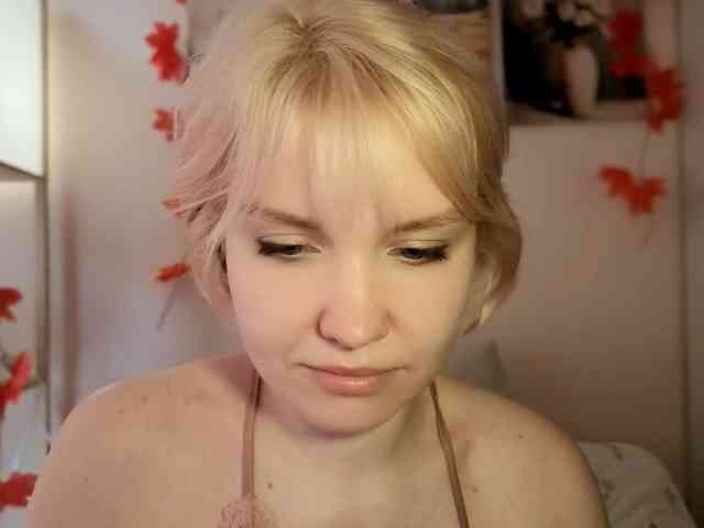 LadyAnny webcam