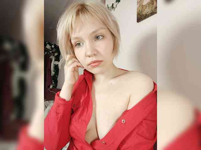 Tikoffka Live Webcam on BongaCams