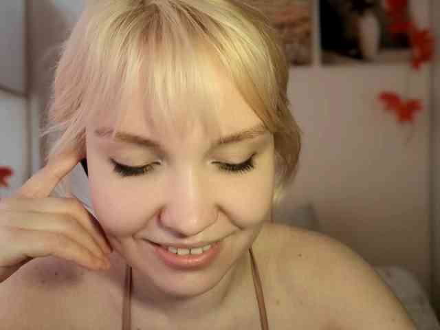 LadyAnny webcam