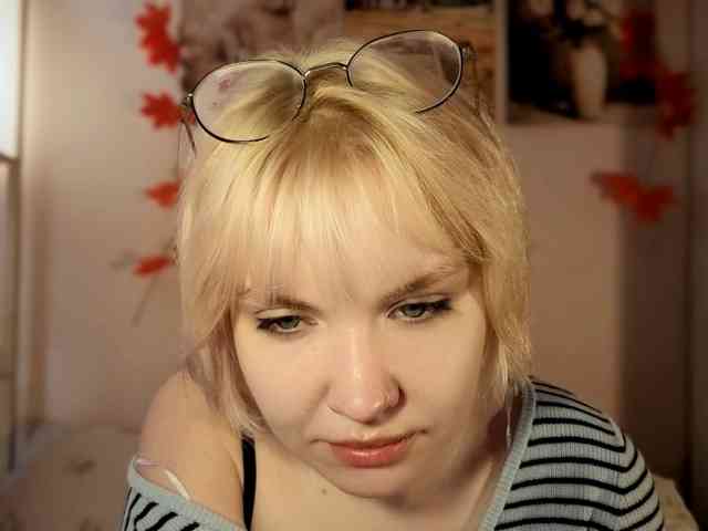 LadyAnny webcam