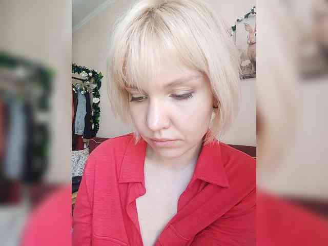 LadyAnny webcam