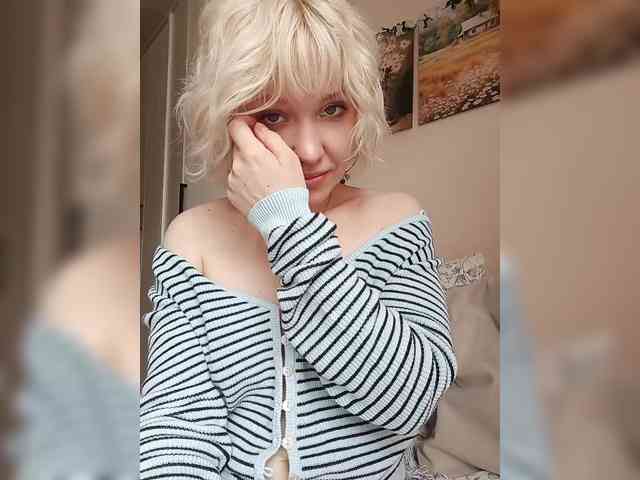 LadyAnny webcam