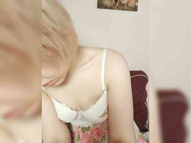 LadyAnny webcam