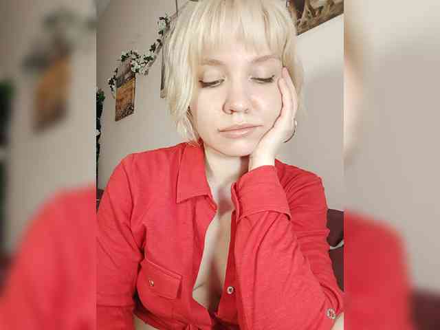 LadyAnny webcam