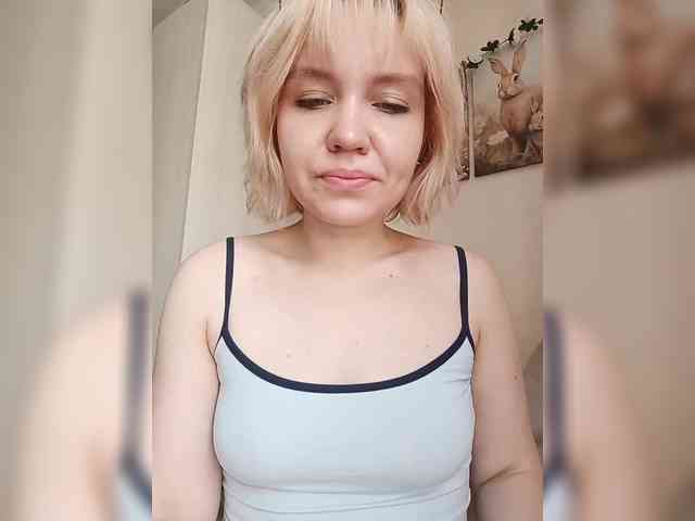 LadyAnny webcam