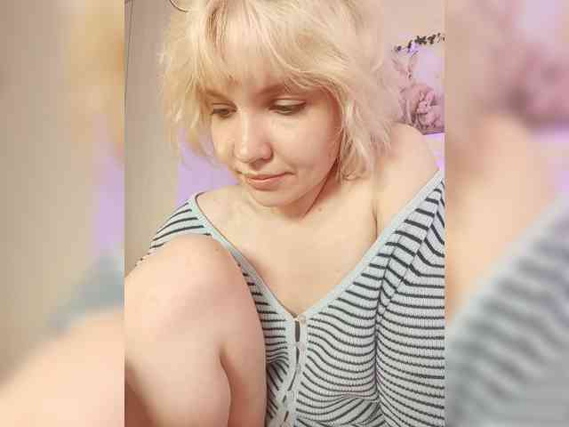 LadyAnny webcam