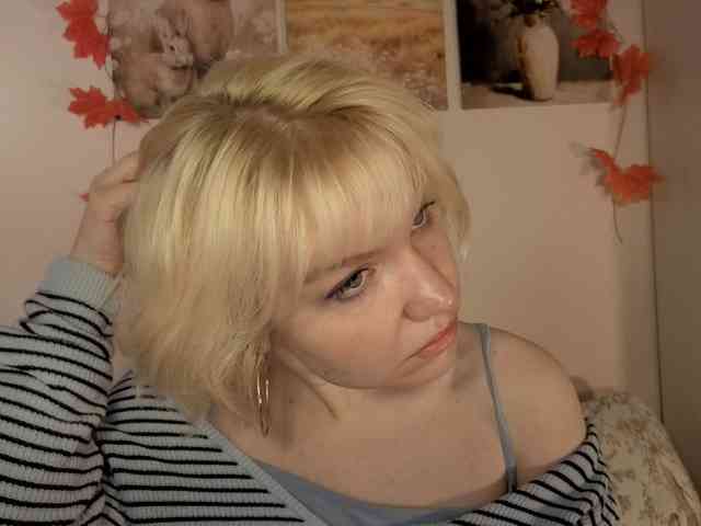 LadyAnny webcam