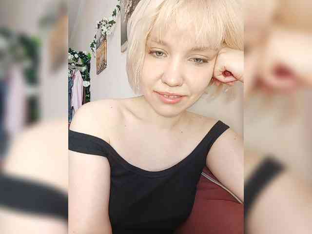 LadyAnny webcam