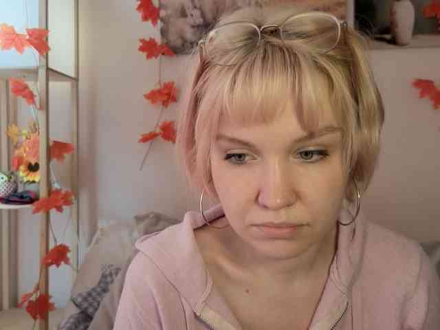 LadyAnny webcam