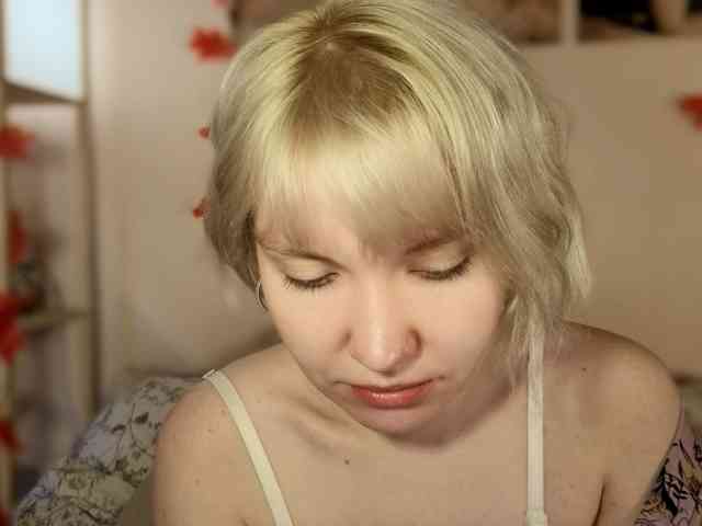LadyAnny webcam