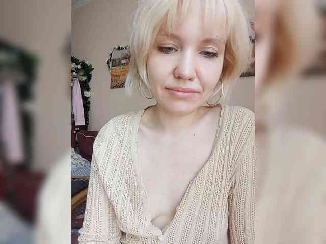 LadyAnny webcam