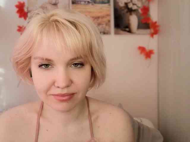 LadyAnny webcam