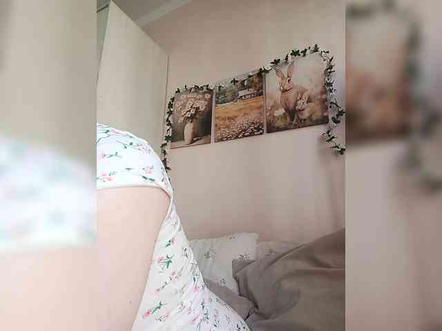 LadyAnny webcam