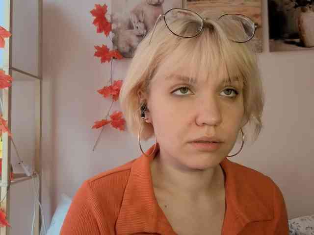 LadyAnny webcam