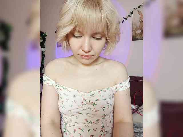 LadyAnny webcam