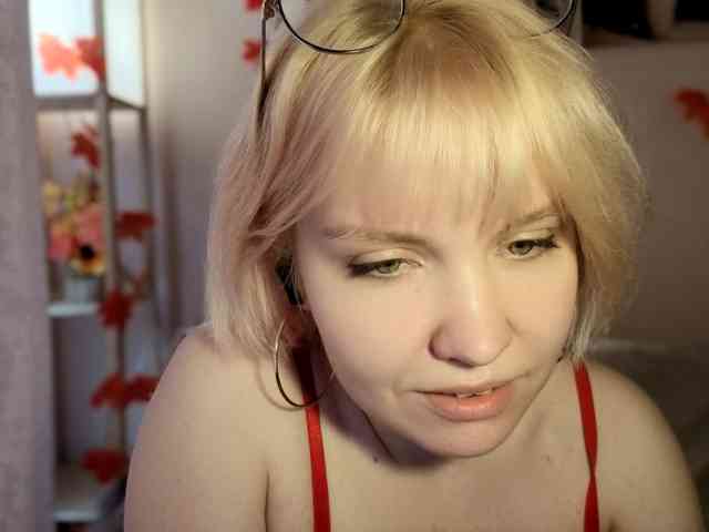 LadyAnny webcam
