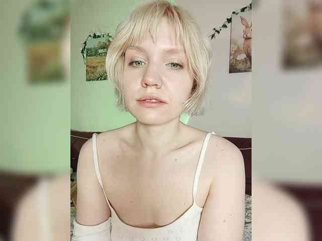 LadyAnny webcam