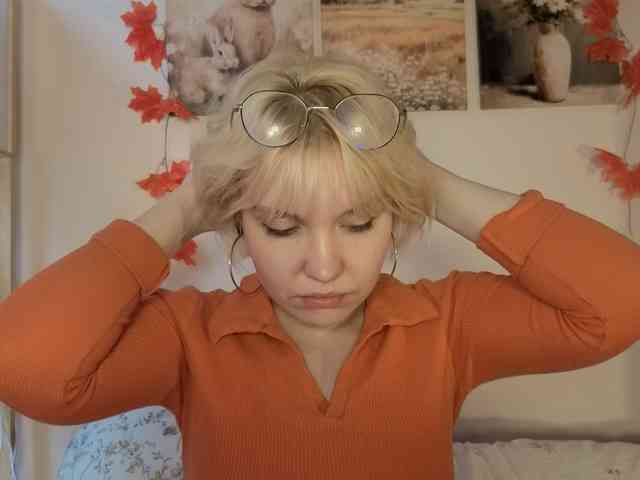 LadyAnny webcam