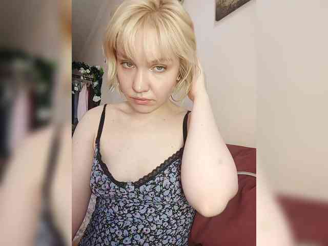 LadyAnny webcam