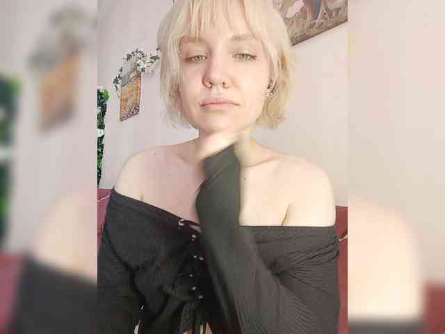LadyAnny webcam