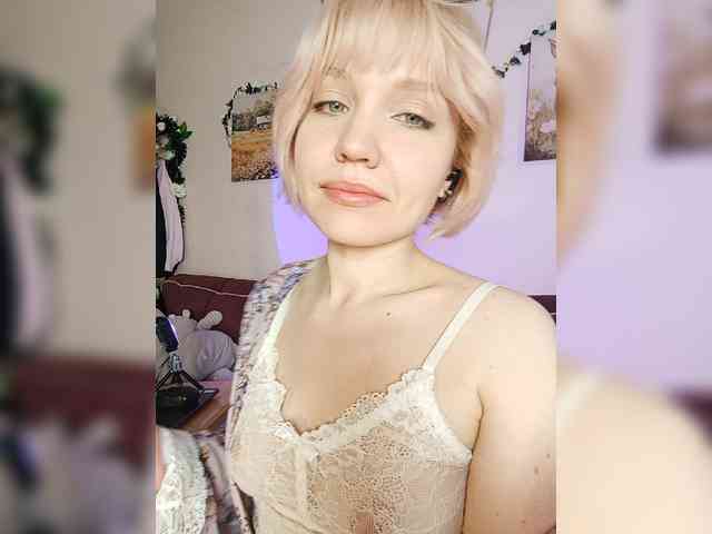 LadyAnny webcam
