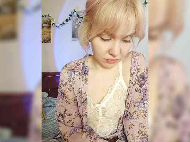 LadyAnny webcam